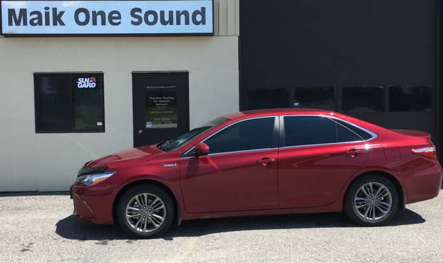 Toyota Camry Hybrid 2017 with professional window tint in North Bay